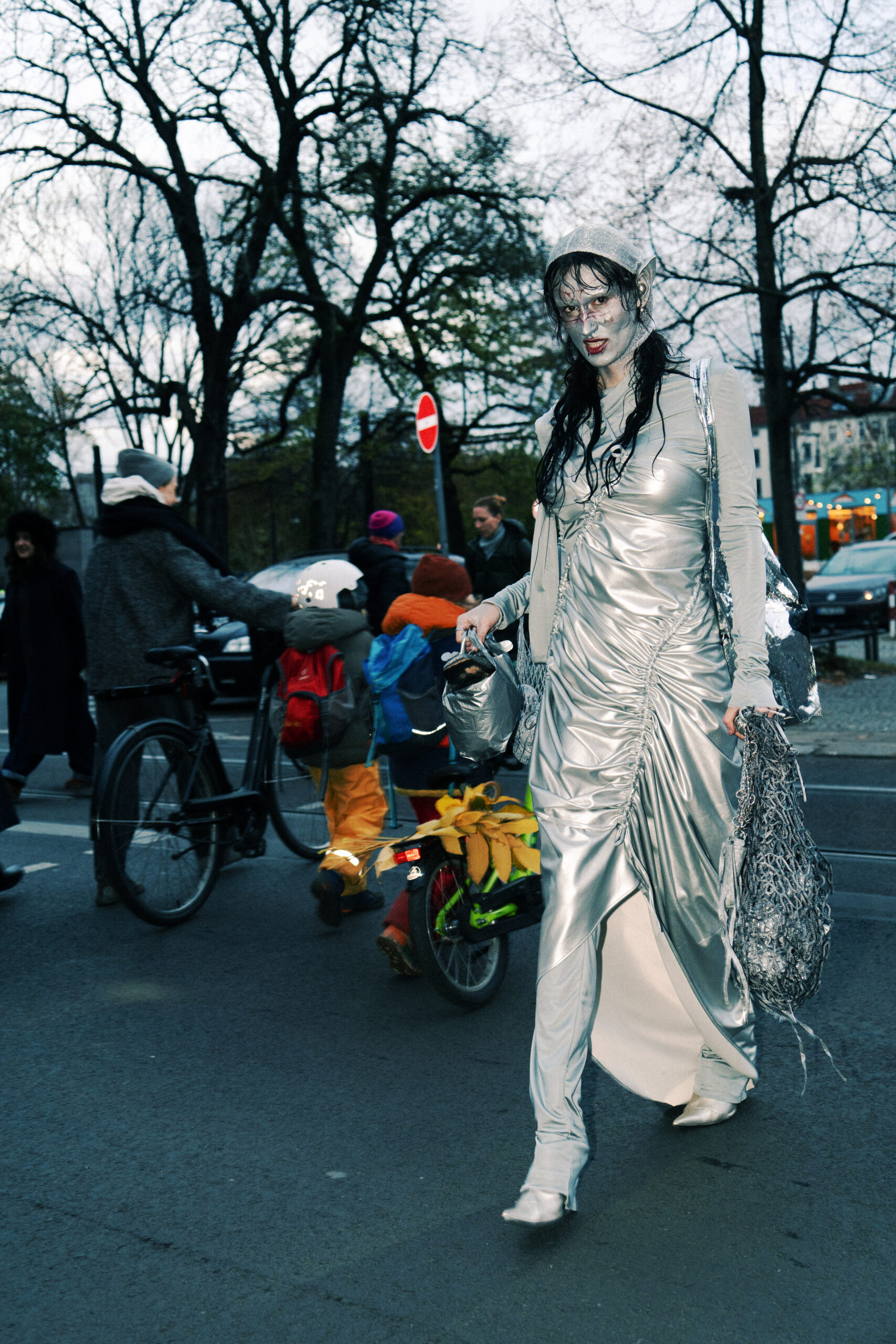 "my kind neighbor" editorial submit, Shin Jeong Hoon @sh1nfoto from Berlin
